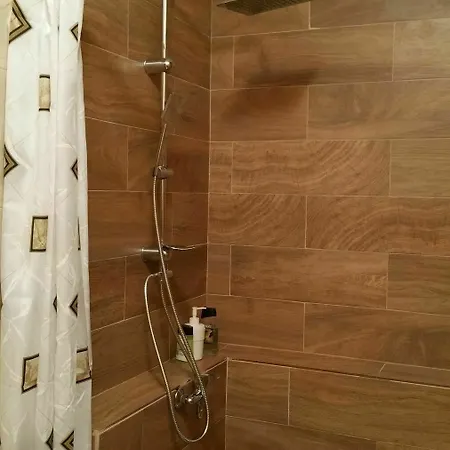 Apartment Redbed Self-catering Bucharest