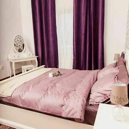 Redbed Self-catering Bucharest