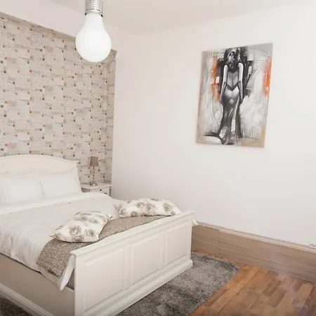 Redbed Self-catering * Bukareszt
