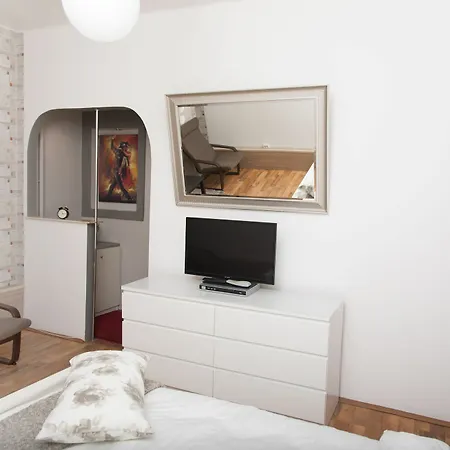 Redbed Self-catering * Bukareszt
